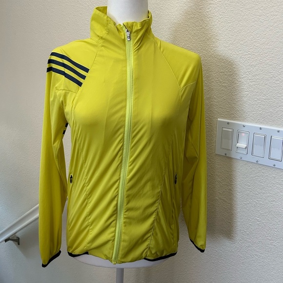 Adidas Running Jogging  Biking Windstopper Jacket yellow Size L stretchy - Picture 1 of 12